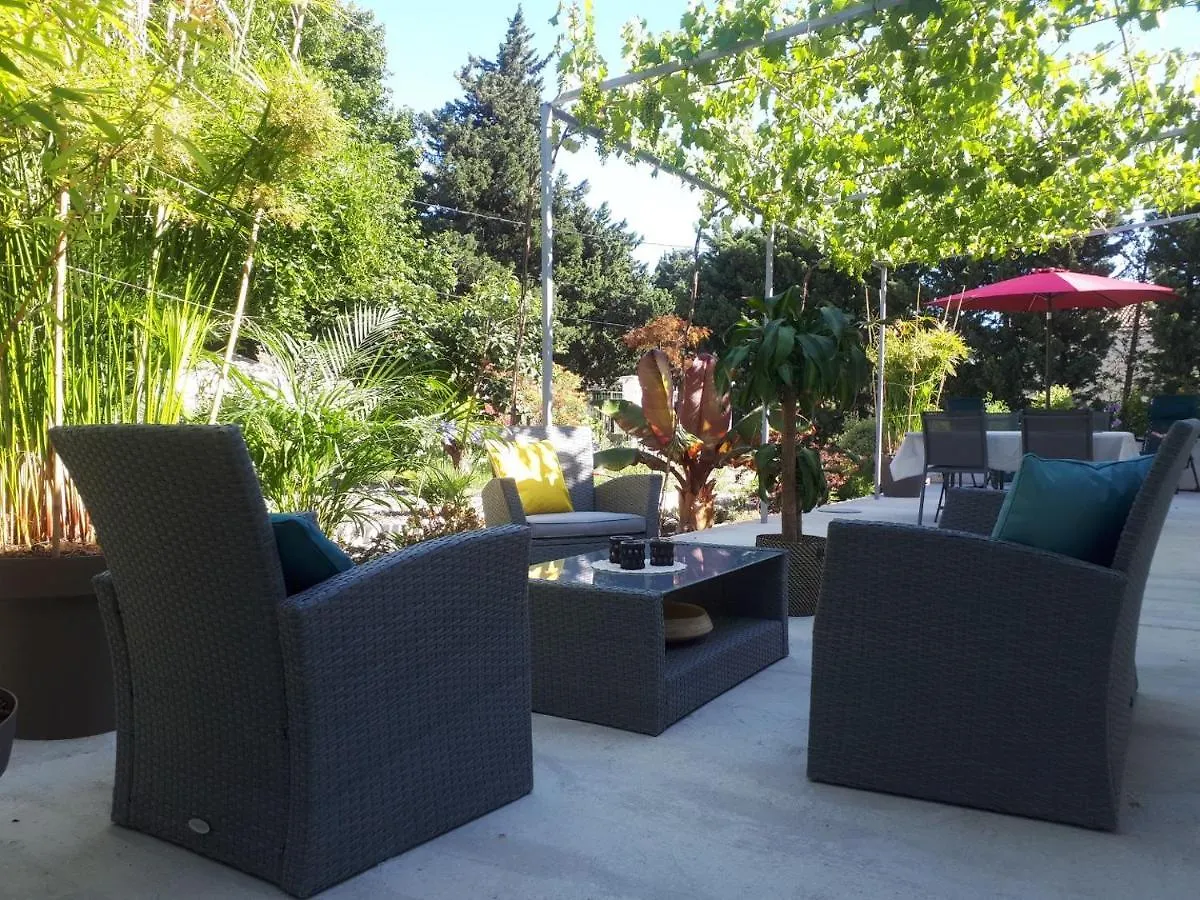 Holiday home Gite Le Relais D'Eden Barbentane France